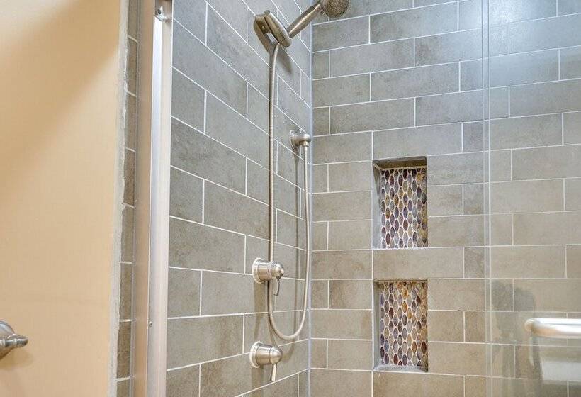 The 1818 Home W/ Porch & Grill   1 Mi To Beach!