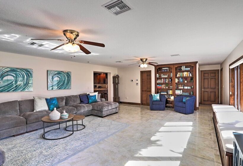 The Peacock Farm Largo Home + Outdoor Oasis!