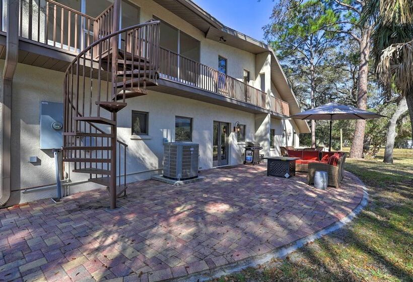 The Peacock Farm Largo Home + Outdoor Oasis!