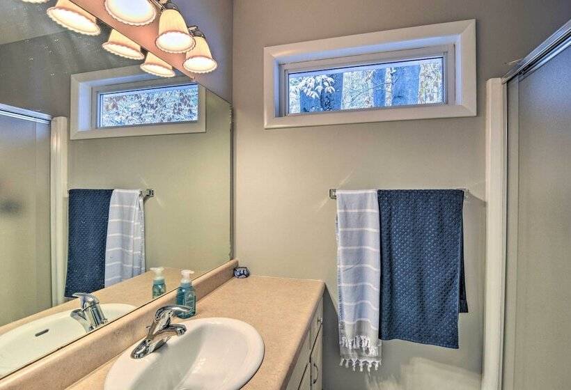 Rapid City Home On Torch Lake W/ 2 Fireplaces!