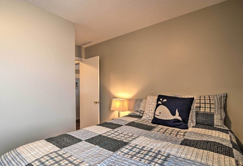 Rapid City Home On Torch Lake W/ 2 Fireplaces!