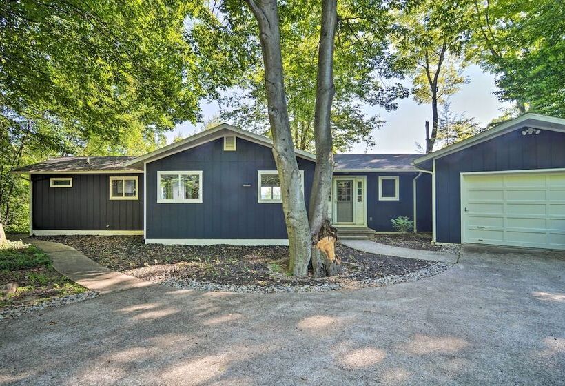 Rapid City Home On Torch Lake W/ 2 Fireplaces!