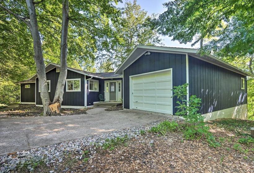 Rapid City Home On Torch Lake W/ 2 Fireplaces!
