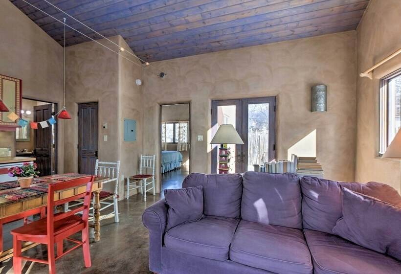 Unique Casita W/ Kiva Fireplace: 11 Mi To Taos Ski