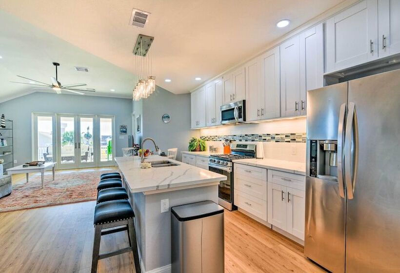 < 1 Mi To Coast: Jamaica Beach Home W/ Pool Access