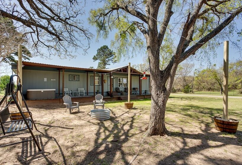 Updated Kingston Home W/ Private Hot Tub & Yard!