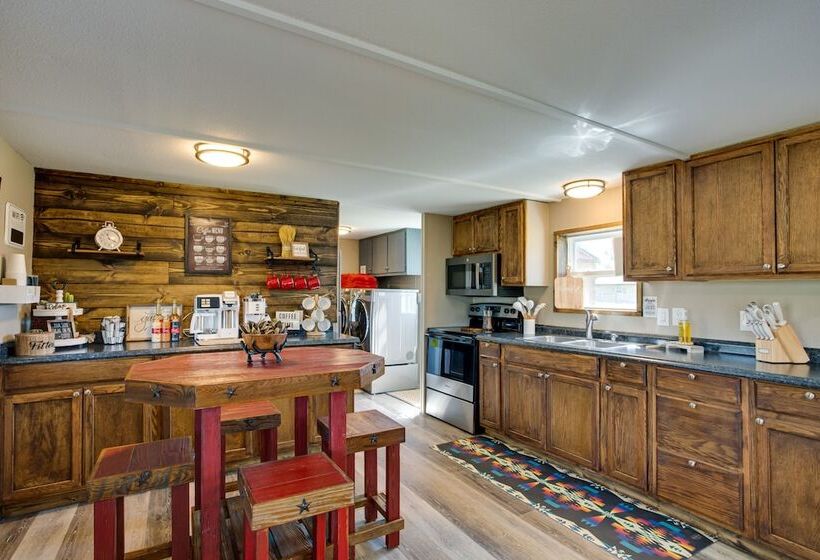 Updated Kingston Home W/ Private Hot Tub & Yard!