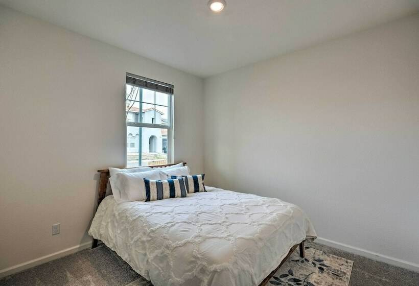 Upscale Fairfield Home W/ Modern Interior!