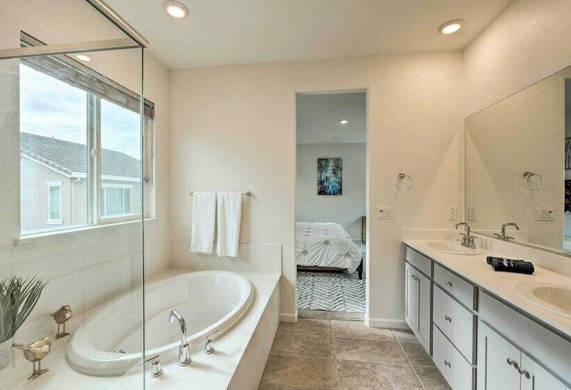 Upscale Fairfield Home W/ Modern Interior!