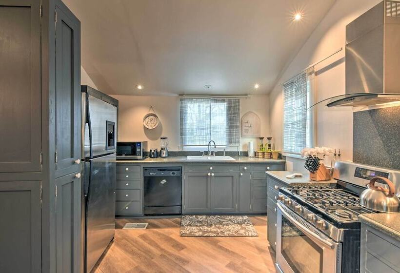 Vicksburg Home W/3 Porches, Walk To Downtown