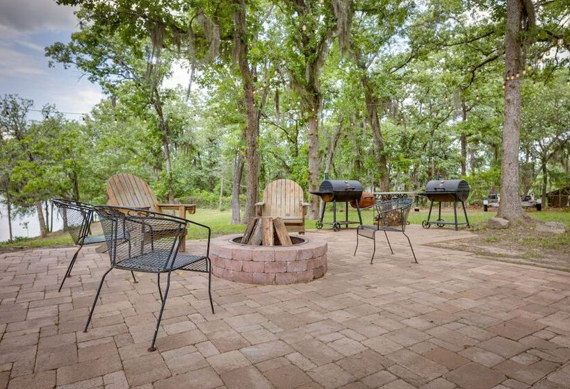 Waterfront Huntsville Home W/ Private Dock & Spa