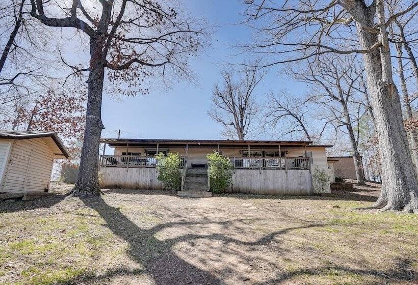 Waterfront Louisiana Home W/ Private Boat Launch!