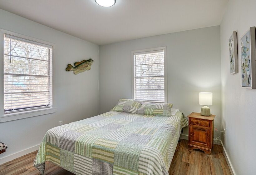 Waterfront Louisiana Home W/ Private Boat Launch!