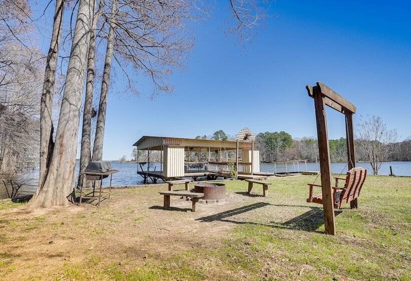 Waterfront Louisiana Home W/ Private Boat Launch!