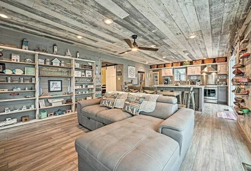 Waterfront Retreat, 10 Mi To Dtwn Shipshewana