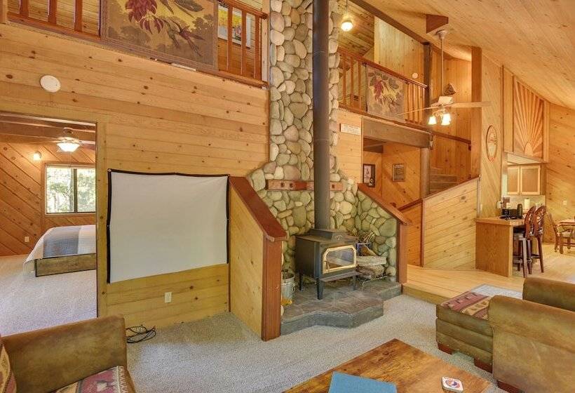 Welcoming Cole Ridge Chalet In Kelseyville!