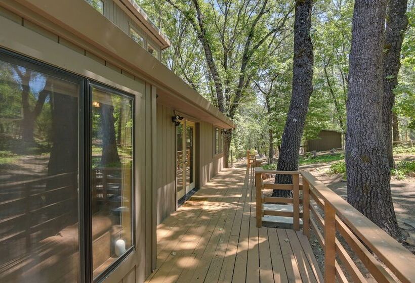 Welcoming Cole Ridge Chalet In Kelseyville!