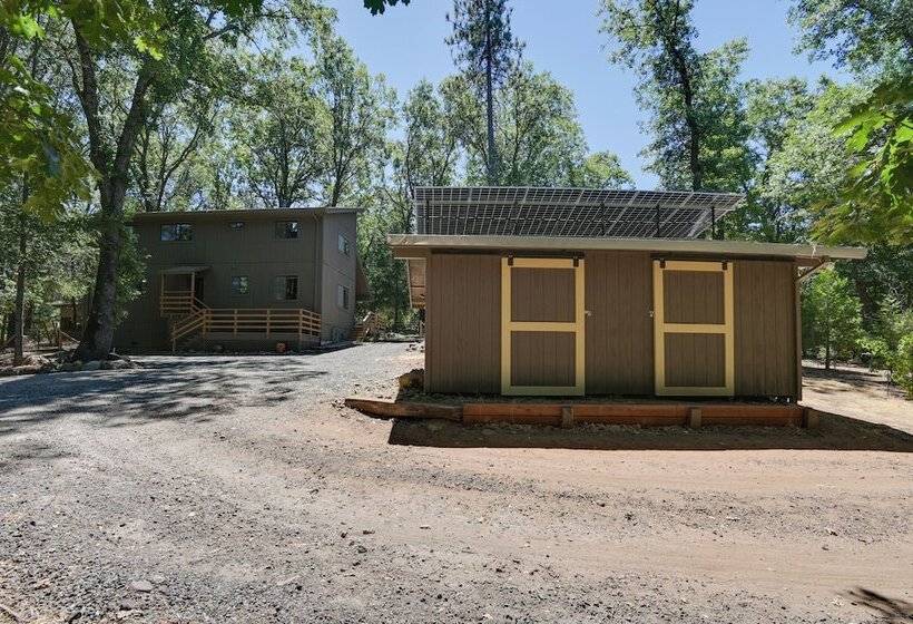 Welcoming Cole Ridge Chalet In Kelseyville!