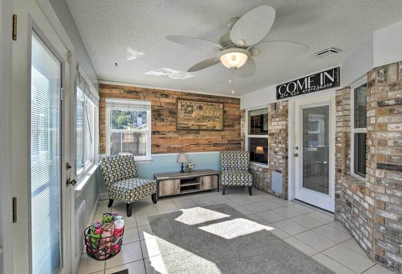 Welcoming Pensacola Home W/ Spacious Yard!