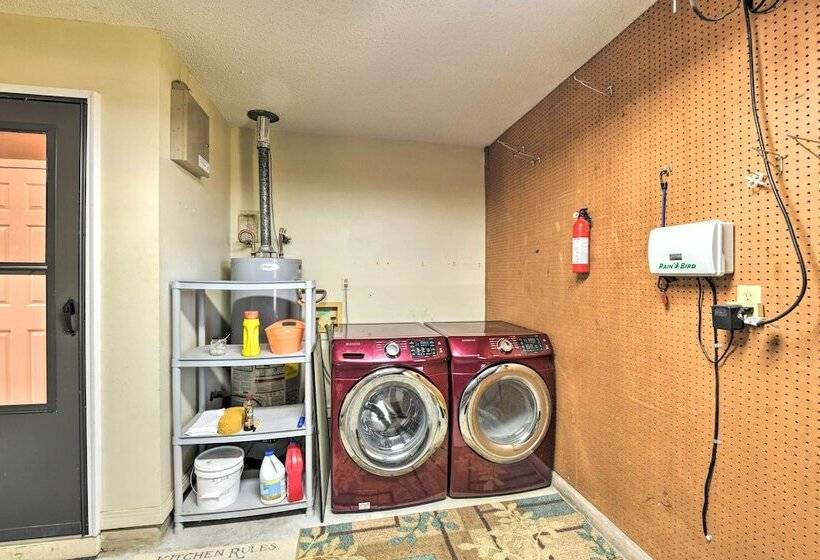 Welcoming Pensacola Home W/ Spacious Yard!