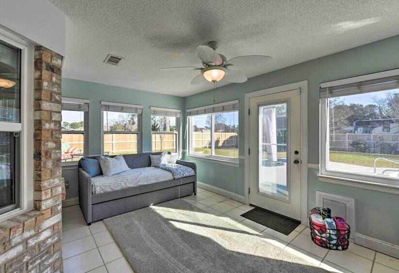 Welcoming Pensacola Home W/ Spacious Yard!