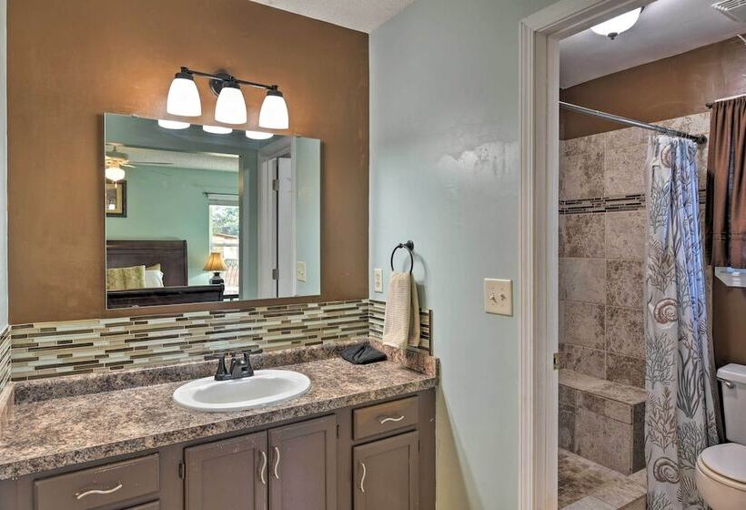 Welcoming Pensacola Home W/ Spacious Yard!