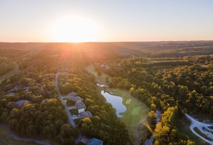 Whispering Creek   In The Heart Of Ozarks, Near Dt!