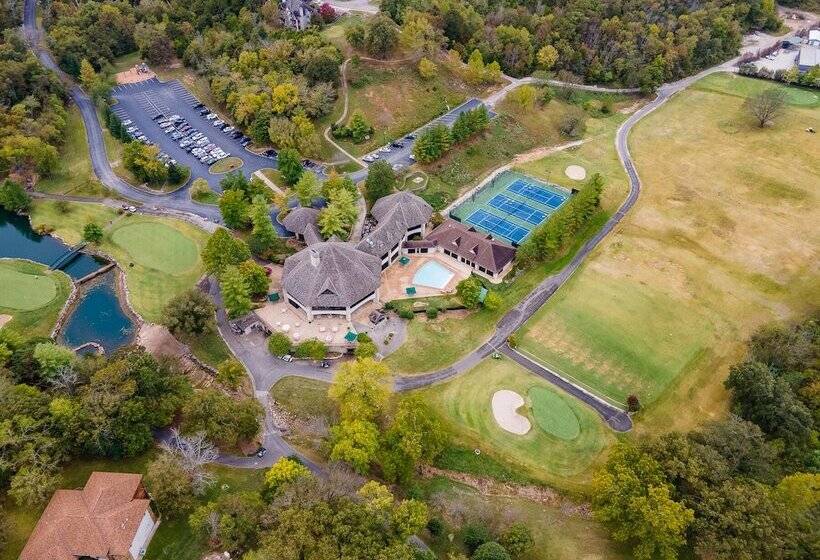 Whispering Creek   In The Heart Of Ozarks, Near Dt!