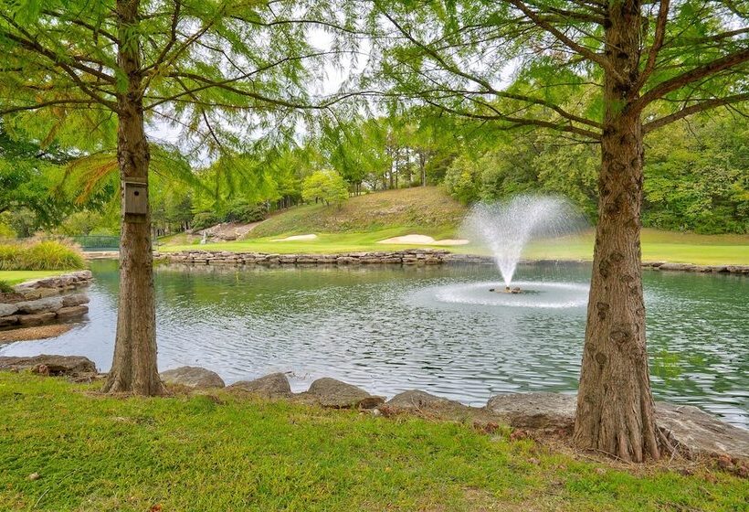 Whispering Creek   In The Heart Of Ozarks, Near Dt!