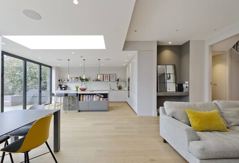 Wonderful Family Home With Garden Near Twickenham By Underthedoormat