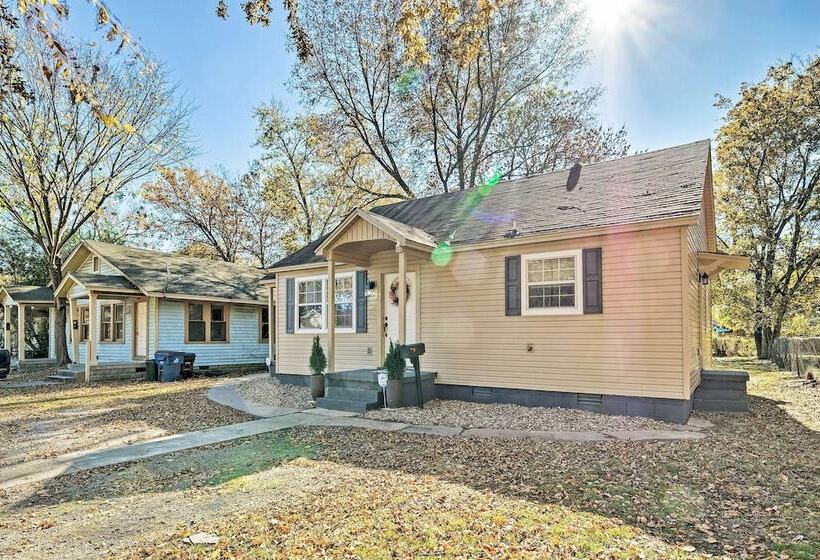 2 Mi To Historic Sites: Cozy Fort Smith Home!