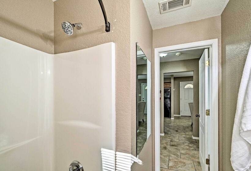 2 Mi To Historic Sites: Cozy Fort Smith Home!