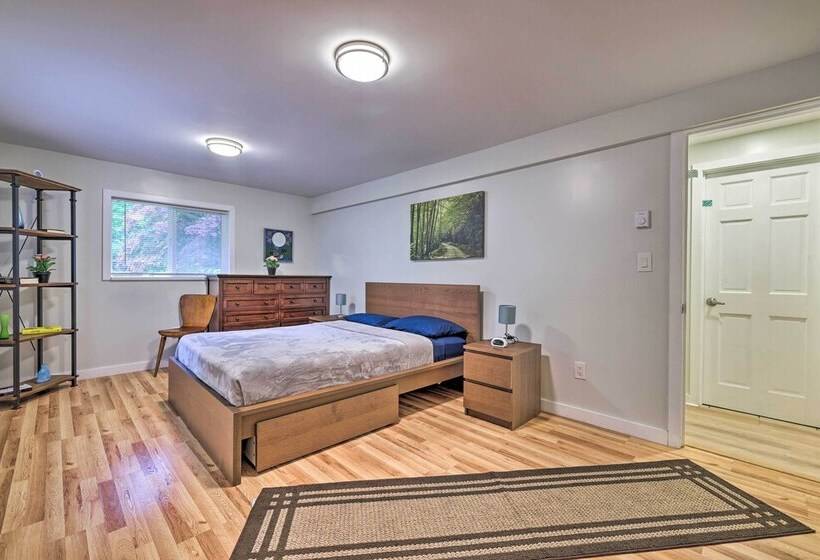 Tobyhanna Home: Private Deck, Hot Tub & Game Room!