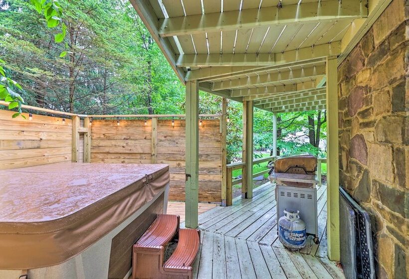 Tobyhanna Home: Private Deck, Hot Tub & Game Room!