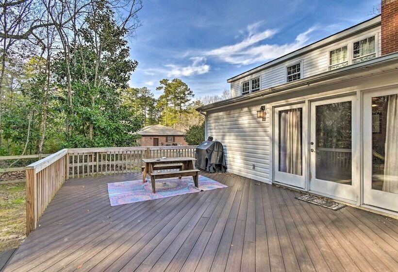 Aberdeen Family Home W/ Fire Pit & Deck