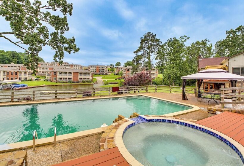 Amenity Packed Hot Springs Lakehouse W/ Pool!