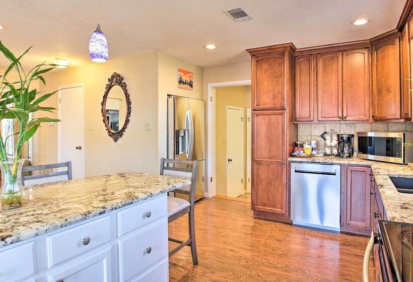 Amenity Packed Hot Springs Lakehouse W/ Pool!