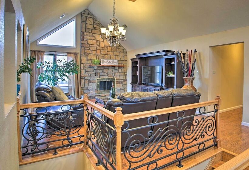 Amenity Packed Hot Springs Lakehouse W/ Pool!