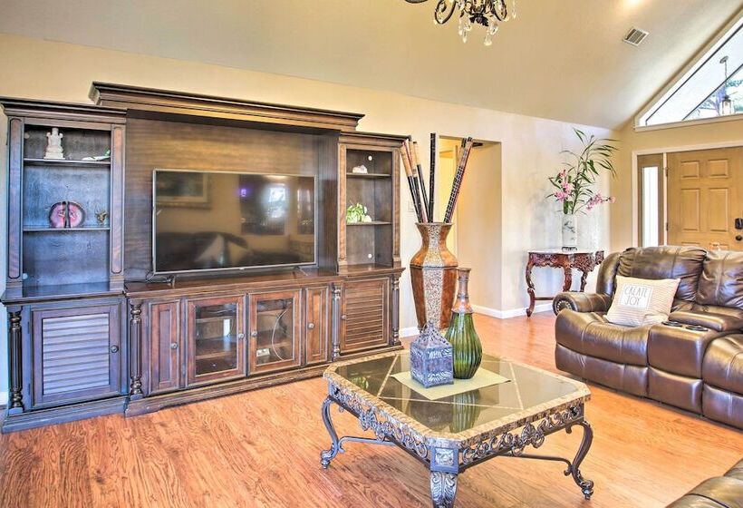 Amenity Packed Hot Springs Lakehouse W/ Pool!