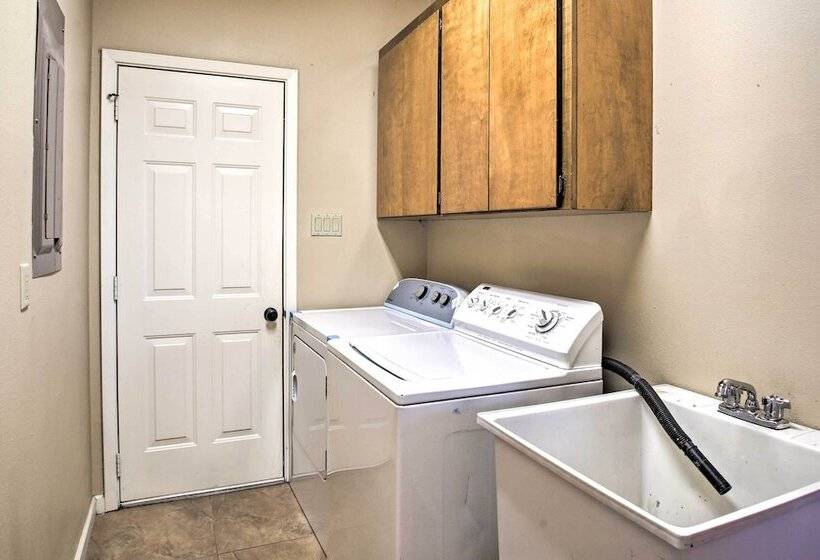 Amenity Packed Hot Springs Lakehouse W/ Pool!