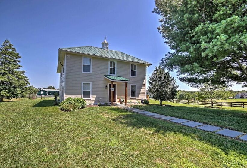 Anny S Farm House  In Round Hill Wine Country!