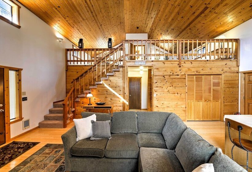 Ashland Cabin On 170 Acres W/ Mtn Views & Sauna!