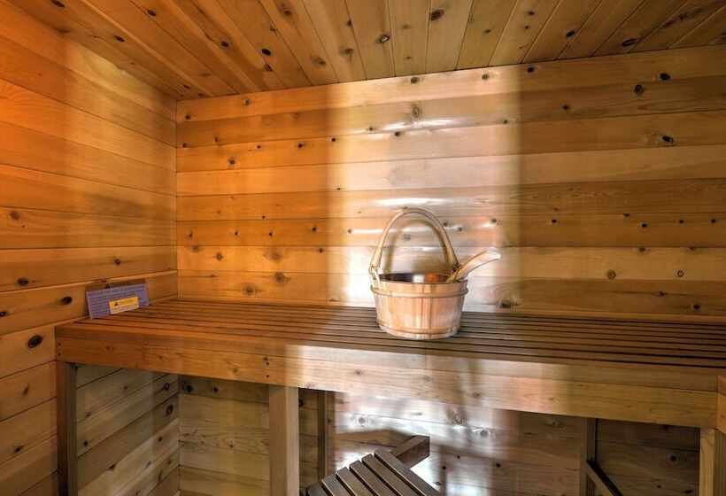 Ashland Cabin On 170 Acres W/ Mtn Views & Sauna!