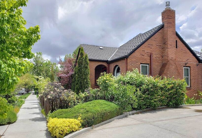 Midtown Reno Oasis < 1 Mi To Riverwalk!