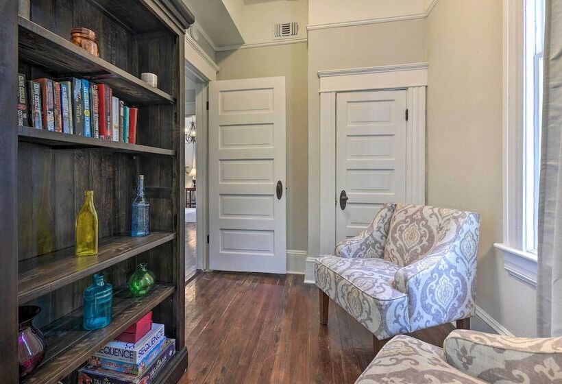 Beautiful Jacksonville Home < 2 Mi To Downtown!