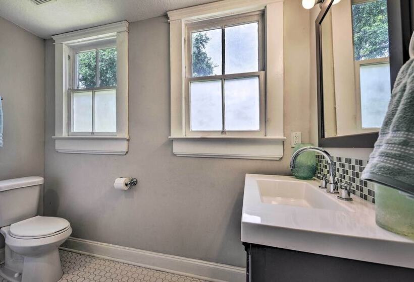 Beautiful Jacksonville Home < 2 Mi To Downtown!