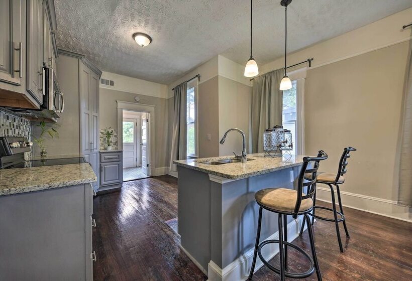 Beautiful Jacksonville Home < 2 Mi To Downtown!