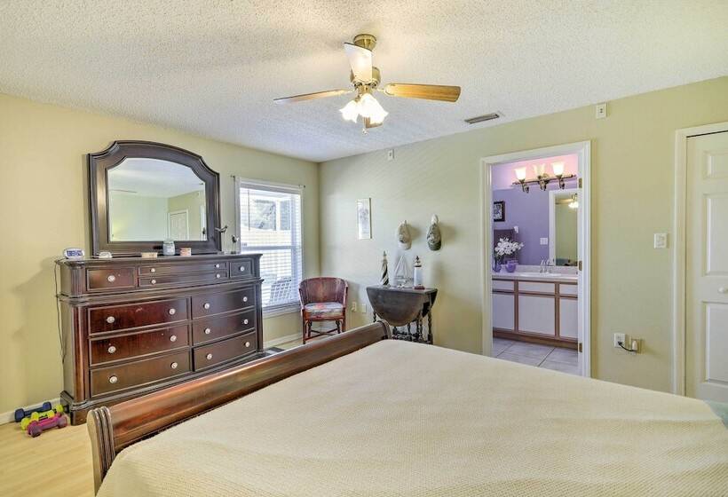 Bright Titusville Retreat W/ Lanai   Wfh Friendly!