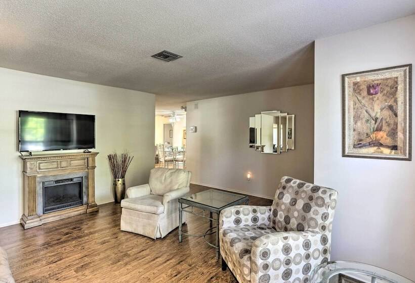 Bokeelia Retreat   Fishing Docks & Canals Nearby!