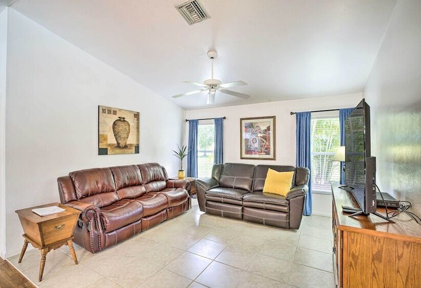 Breezy Cape Coral Oasis, Covered Lanai & Bbq